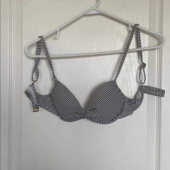 Bikini top - Picture 1 of 1